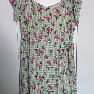 Torrid Retro Chic Green and Pink Floral Dress Size 2